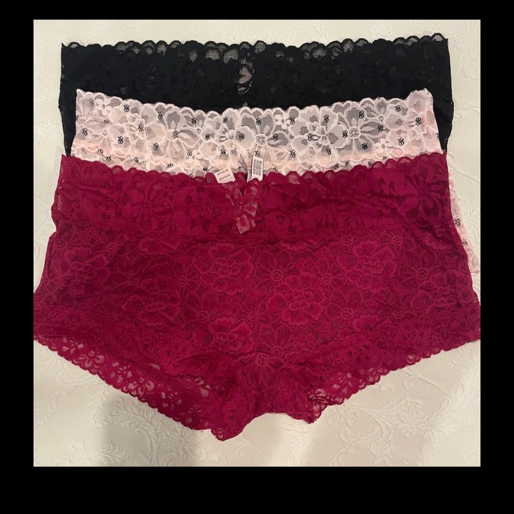 NWT - 3 Victoria Secret Lacie Boy short Panties ❤️